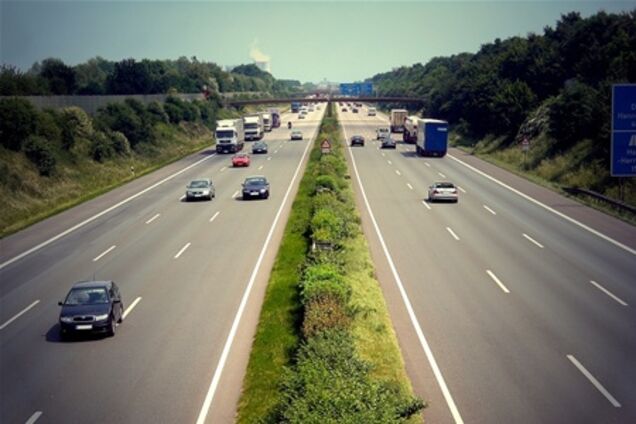 Чехия повышает стоимость проезда по платным дорогам