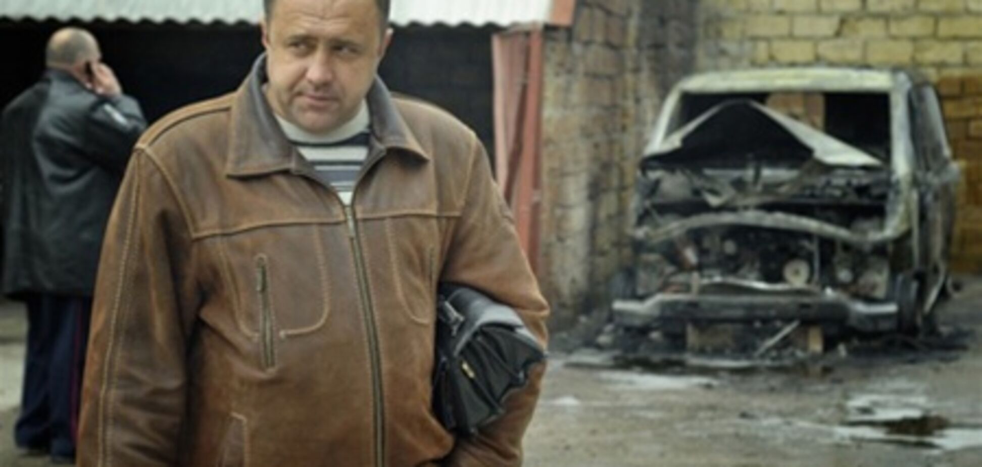 У Новій Каховці спалили автомобіль опозиційного депутата