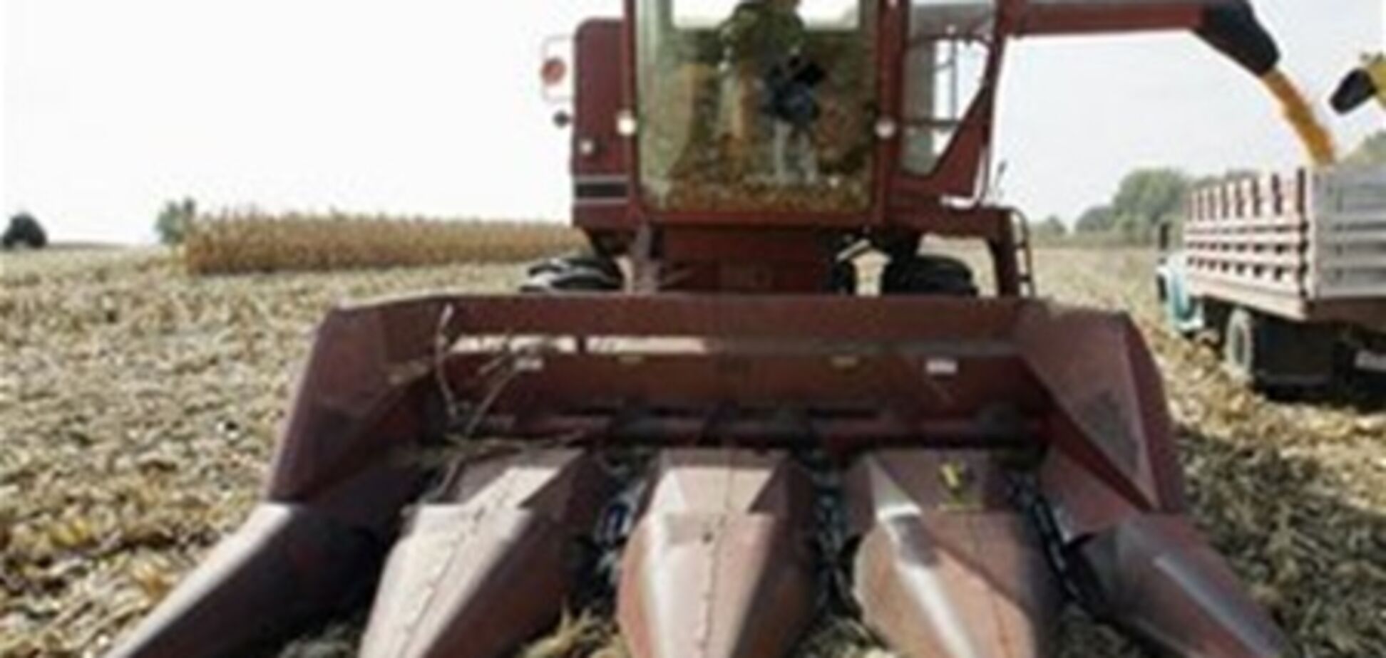 На Кіровоградщині комбайн відрізав чоловікові ноги