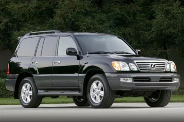 В Киеве угнали дорогой Lexus с «милицейскими» номерами