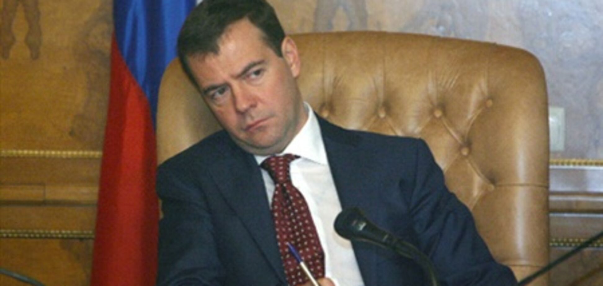 Медведев угрожает НАТО ракетами