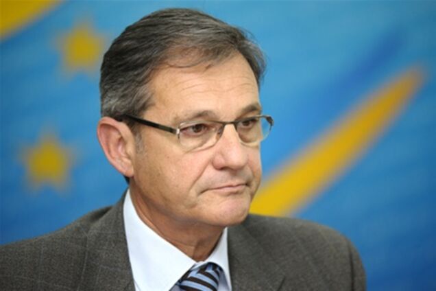 ЕС не уменьшил количество виз для граждан Украины, - Тейшейра