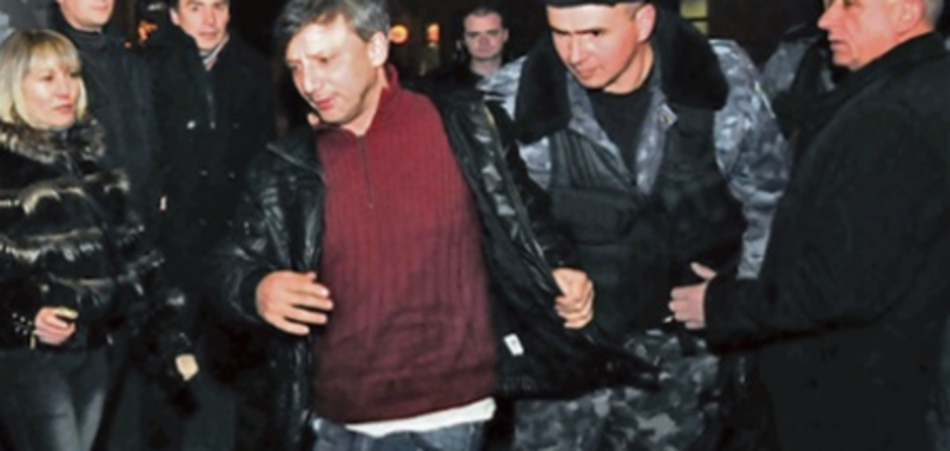 Доктор Пі запропонував суду великі гроші, але залишився під вартою