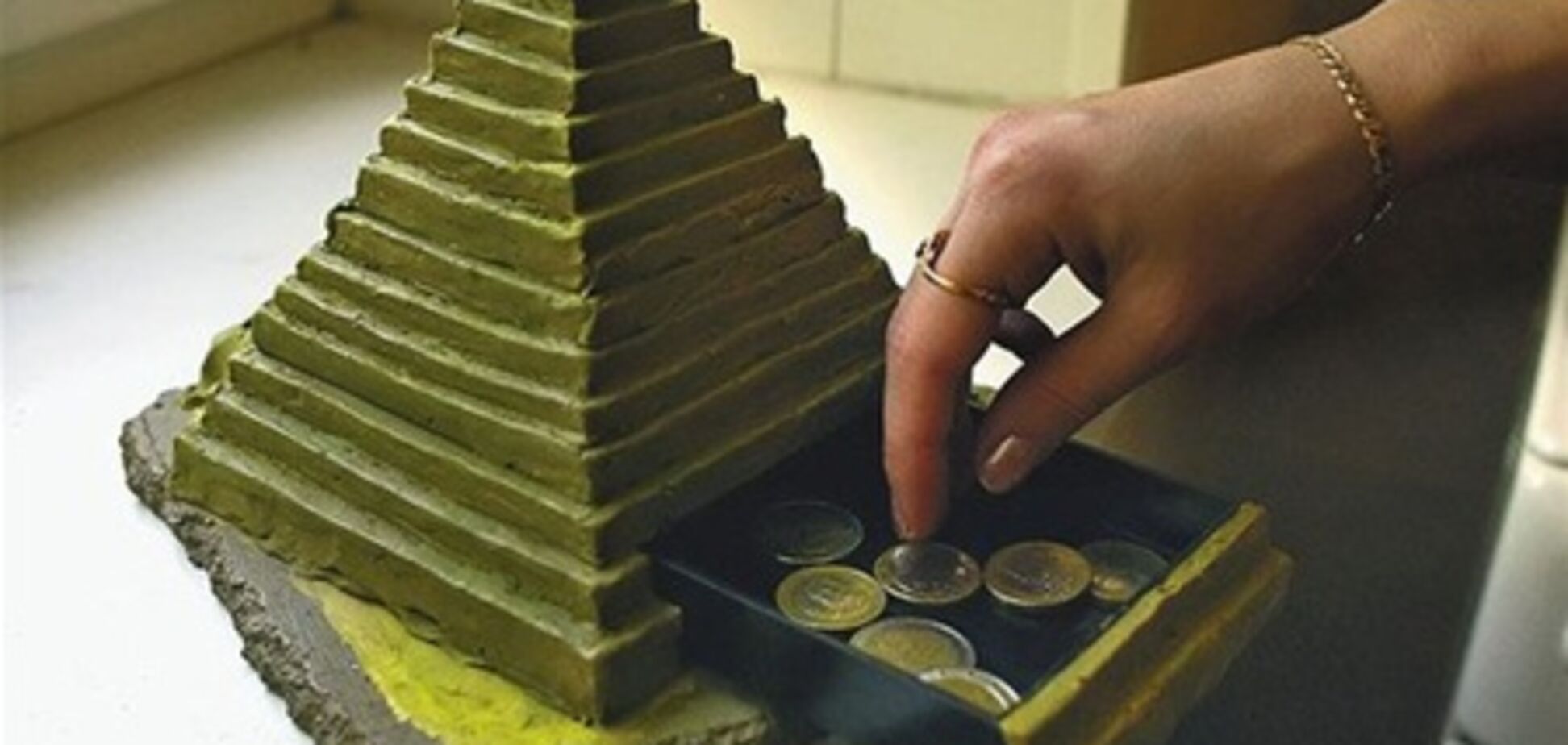 В Украине растет количество финансовых пирамид