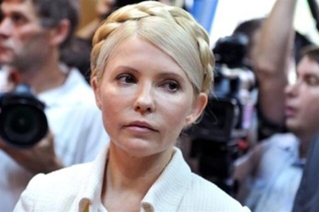 Нардеп: Тимошенко в больнице тягали под руки два амбала