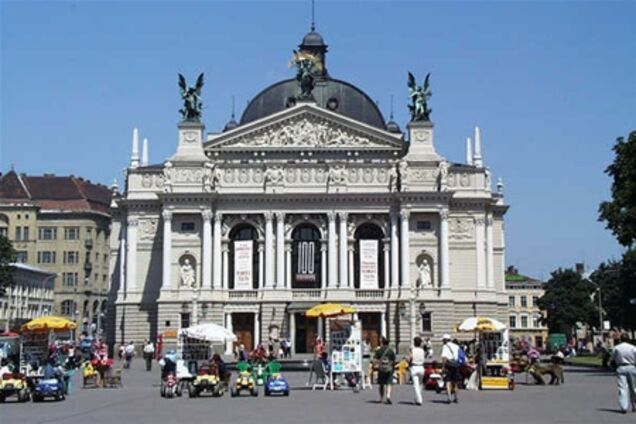 Львів. Туристів будуть заманювати пивом та смаколиками