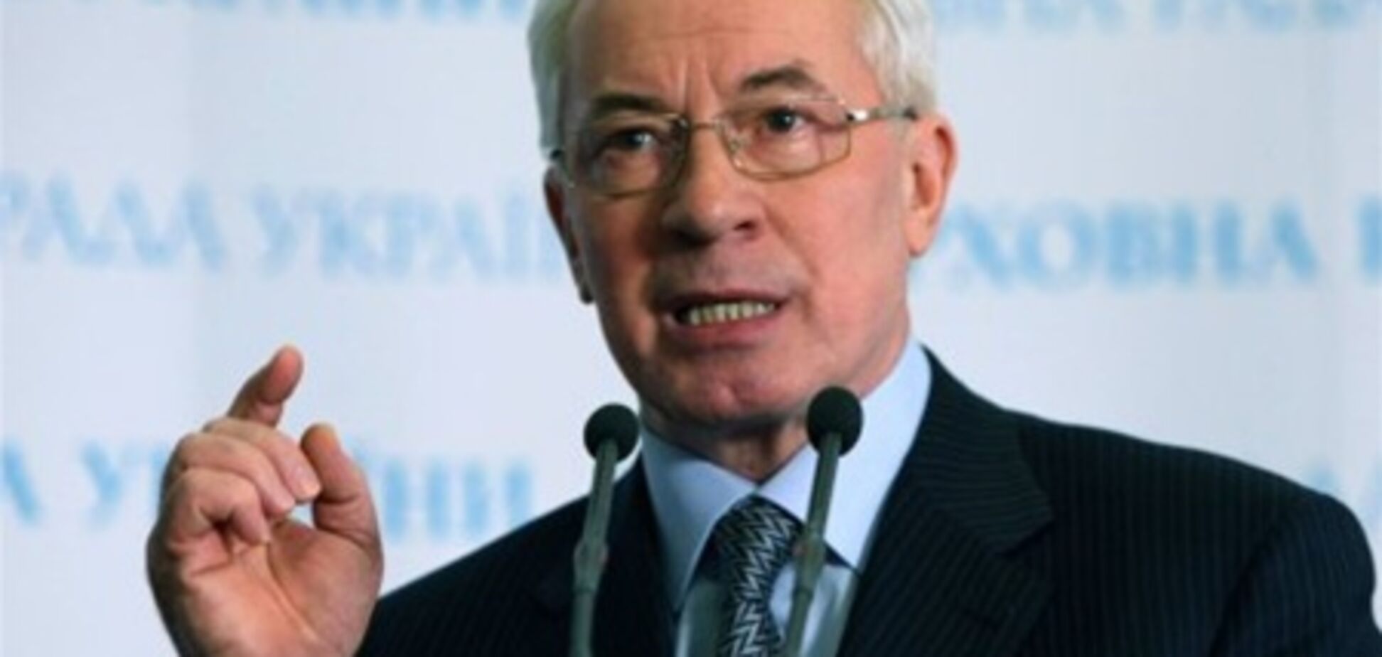 Азаров: чернобылец умер, когда мы уже нашли компромисс