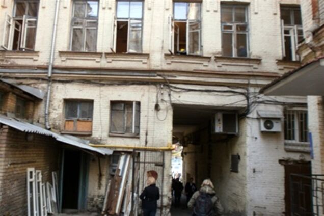 Захваченное здание в центре Киева может рухнуть в любую минуту