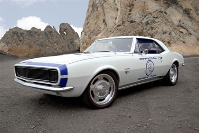 Ну очень американские машины. Фото