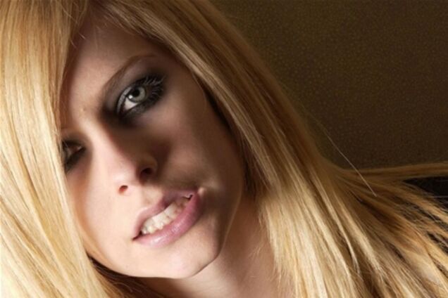 У Голлівуді побили співачку Авріл Лавін