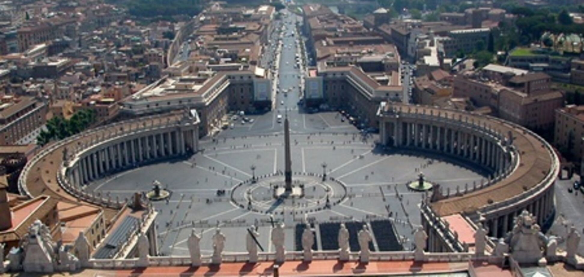 В 2012 году в Риме откроют выставку Папы