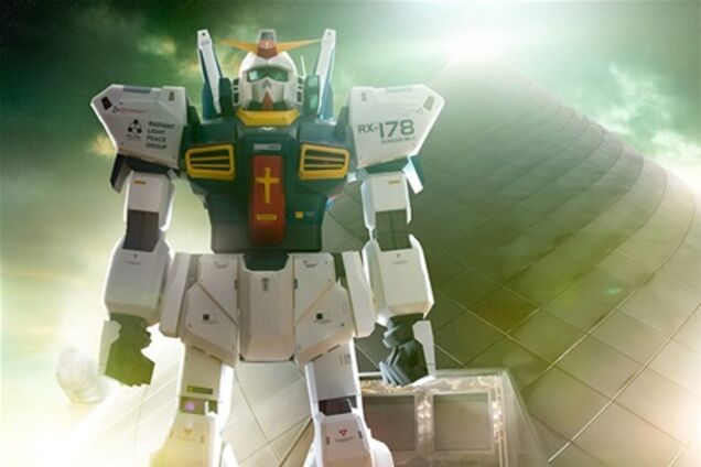 Невероятный бумажный робот. Фото