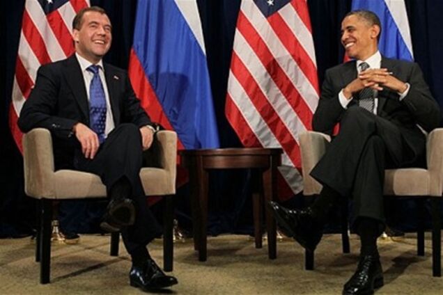 Обама не хоче підписувати з Росією жодних документів про ПРО