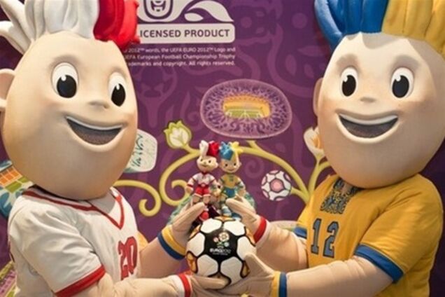 Сегодня жеребьевка Евро-2012: плюсы и минусы всех вариантов для Украины