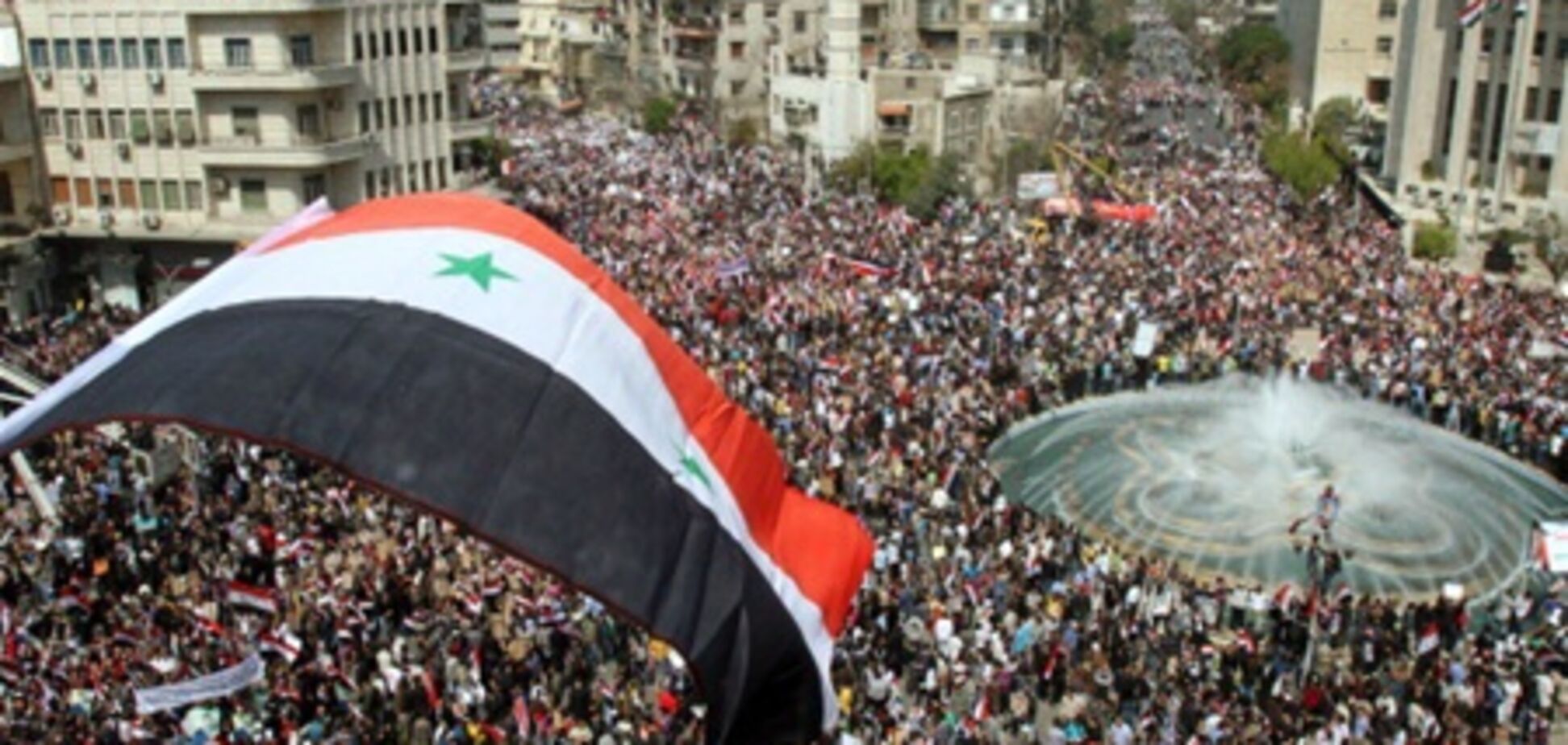 Власти Сирии готовят в Хомсе 'резню' - оппозиция