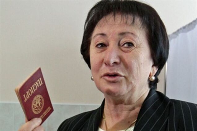 Джиоєва підтримає Путіна на виборах президента