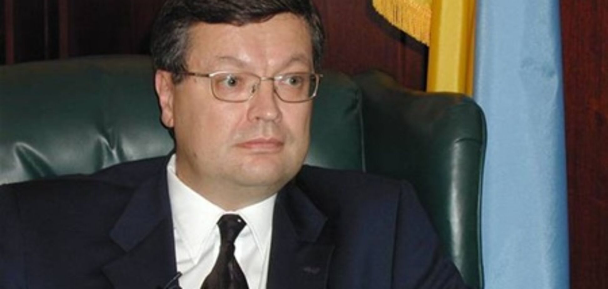 Угорщина погодилася спростити візовий режим з Україною 