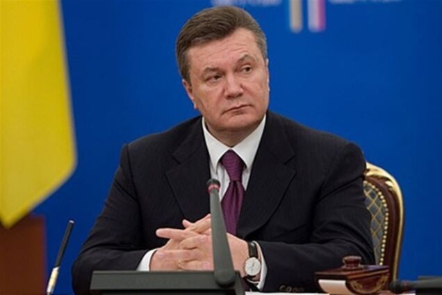 Януковичу гірко чути, коли критикують справедливі українські суди