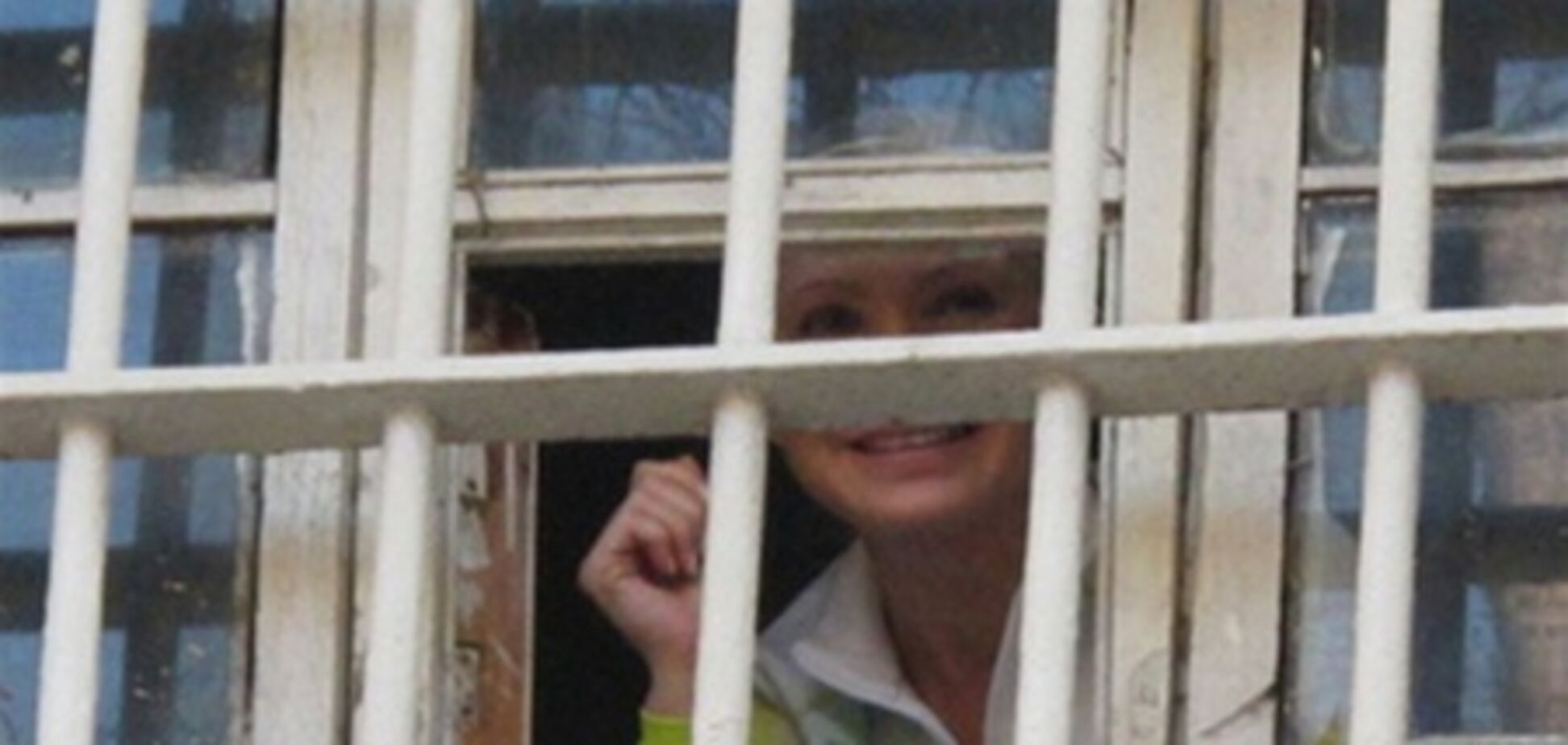Адвокаты допускают, что Тимошенко принесут в суд на носилках