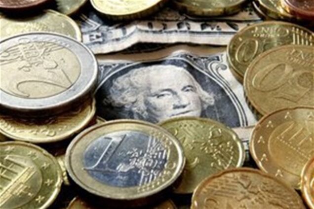 На наличном рынке Украины евро подешевел