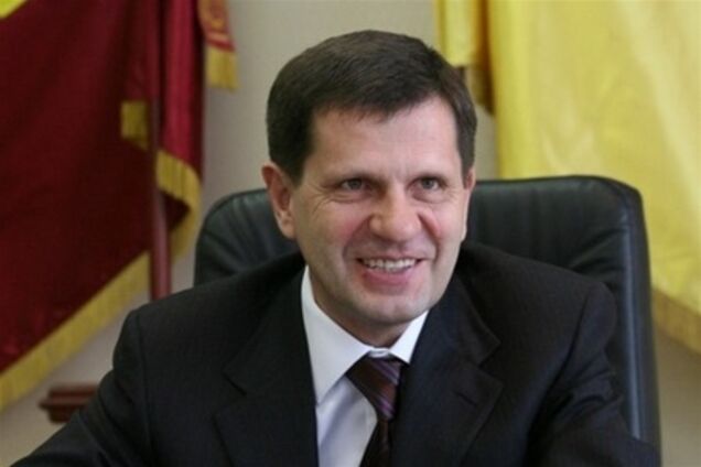 Костусєв передумав йти у відставку - джерело