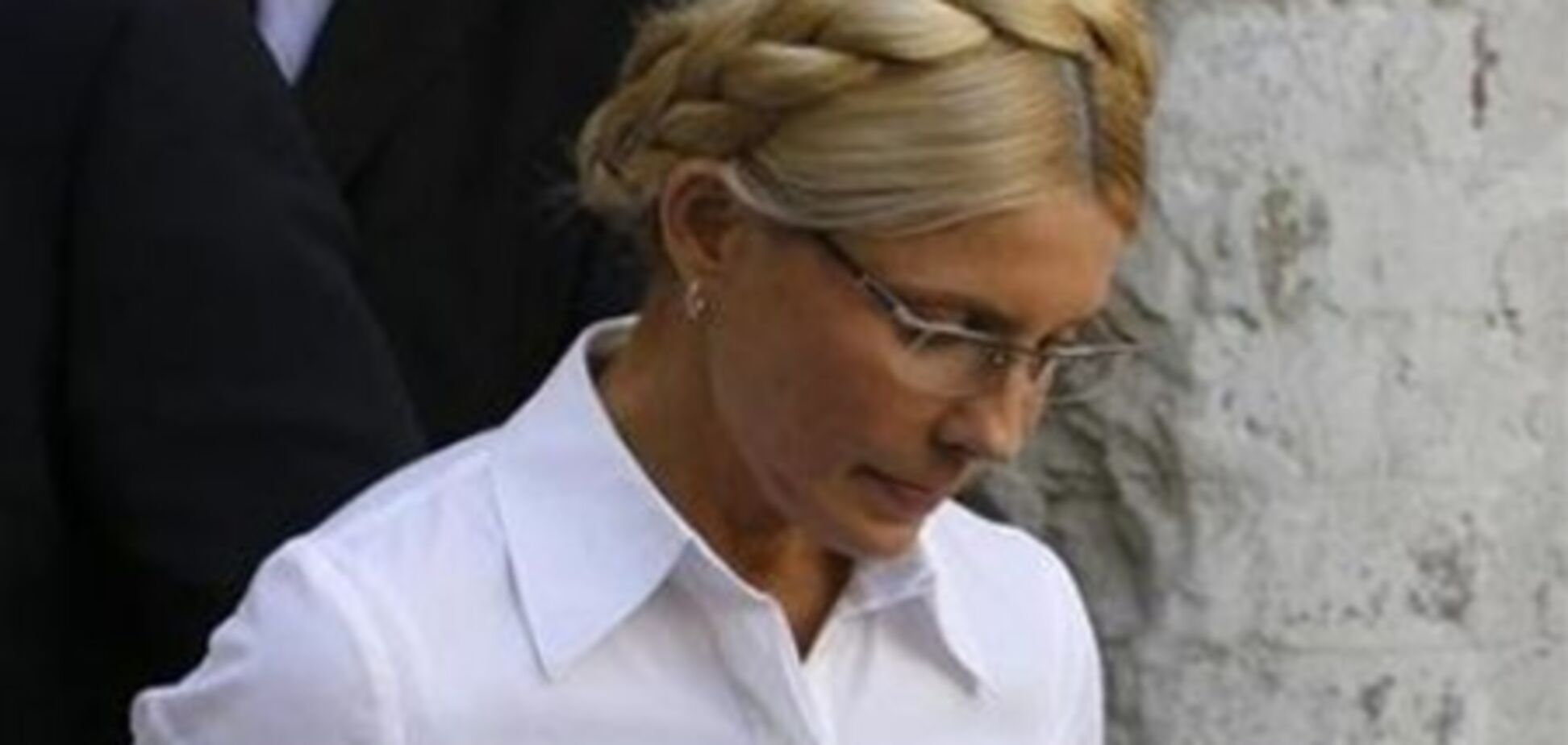 Меньше трети украинцев считают, что Тимошенко сидит не из-за политики - опрос