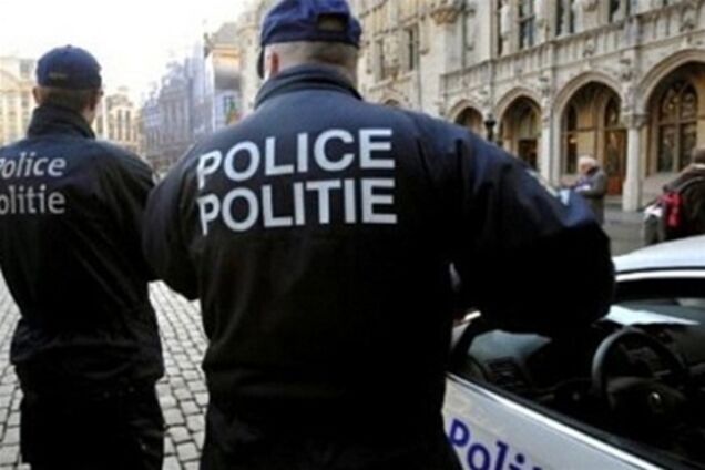 Неизвестные забросали людей гранатами в Бельгии: есть погибшие. Добавлено видео