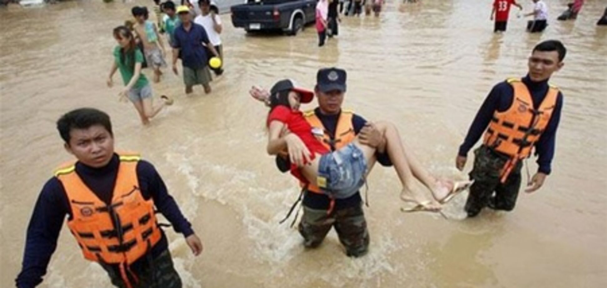 Число жертв повені в Таїланді - понад 700 осіб