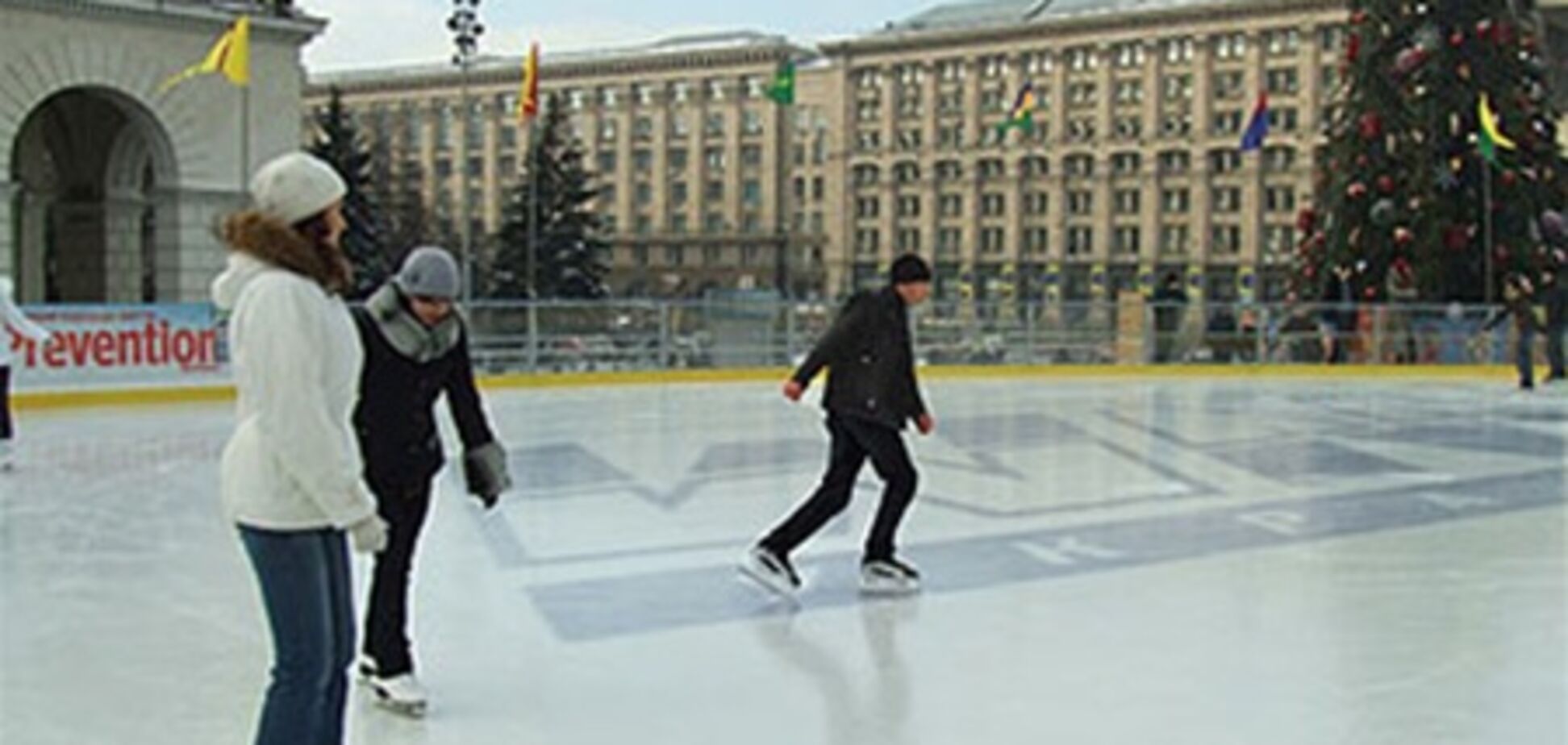 В Киеве зальют 68 катков