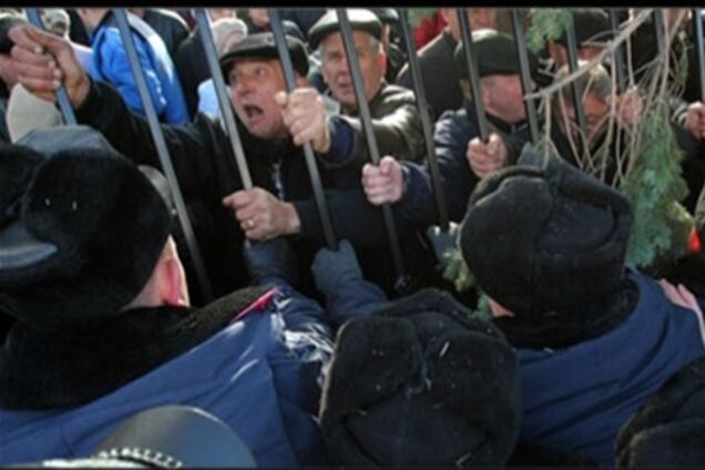 Про владу і демократію