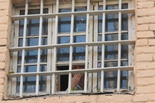 Суд відмовився випустити Тимошенко з СІЗО