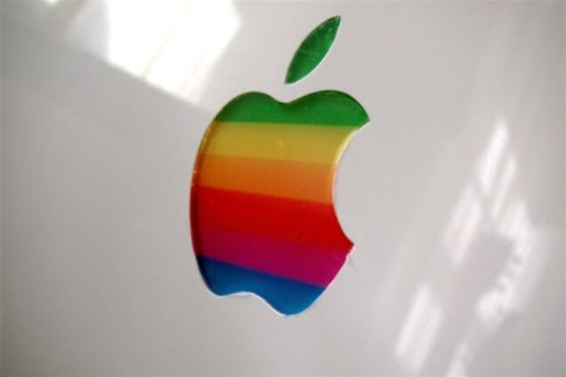 Самый важный документ Apple продали за $1,6 млн