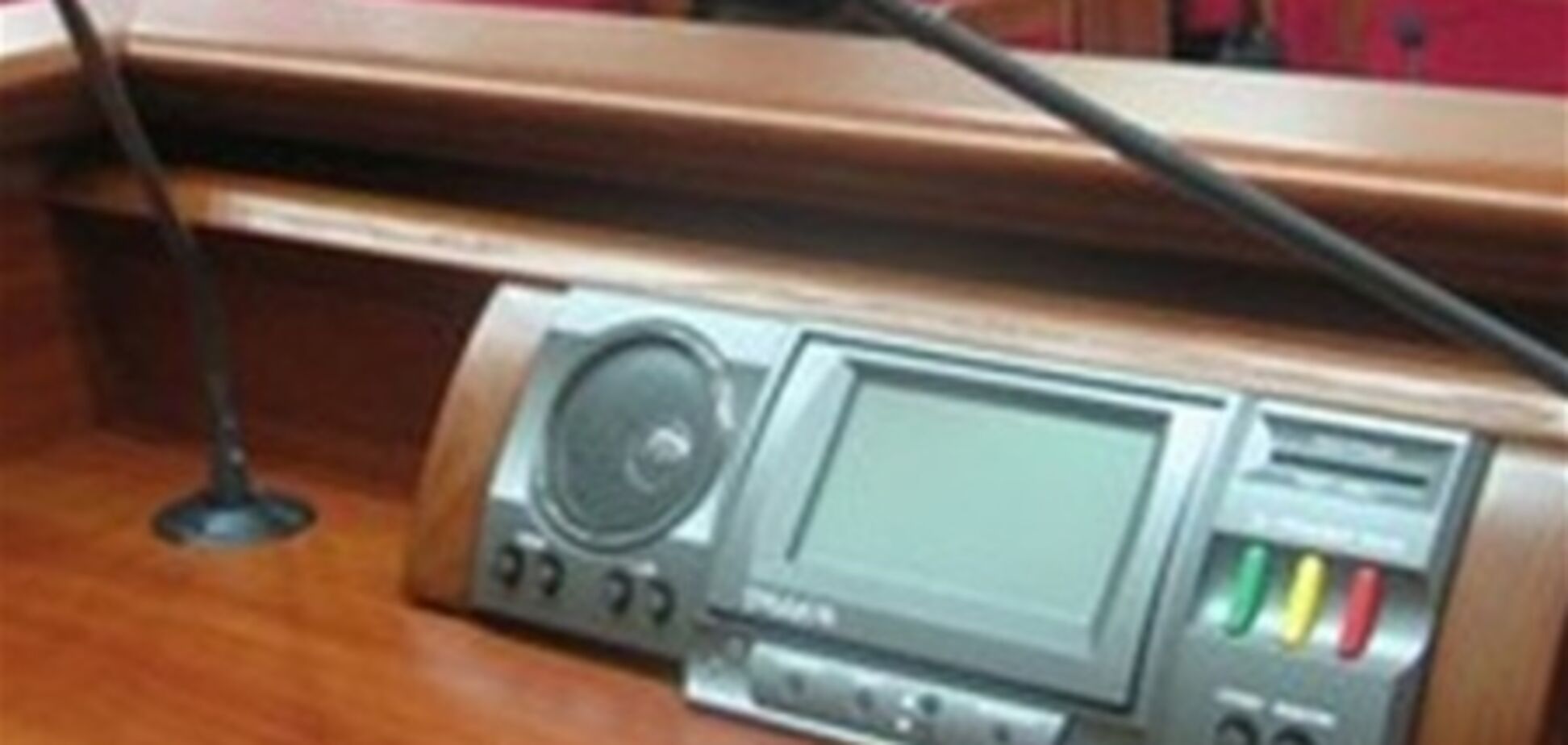 Медведев покинул Киевсовет из-за рутины