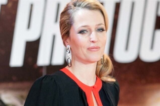 Джиллиан Андерсон смутила красную дорожку