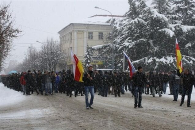 В Южной Осетии возобновились акции в поддержку Джиоевой