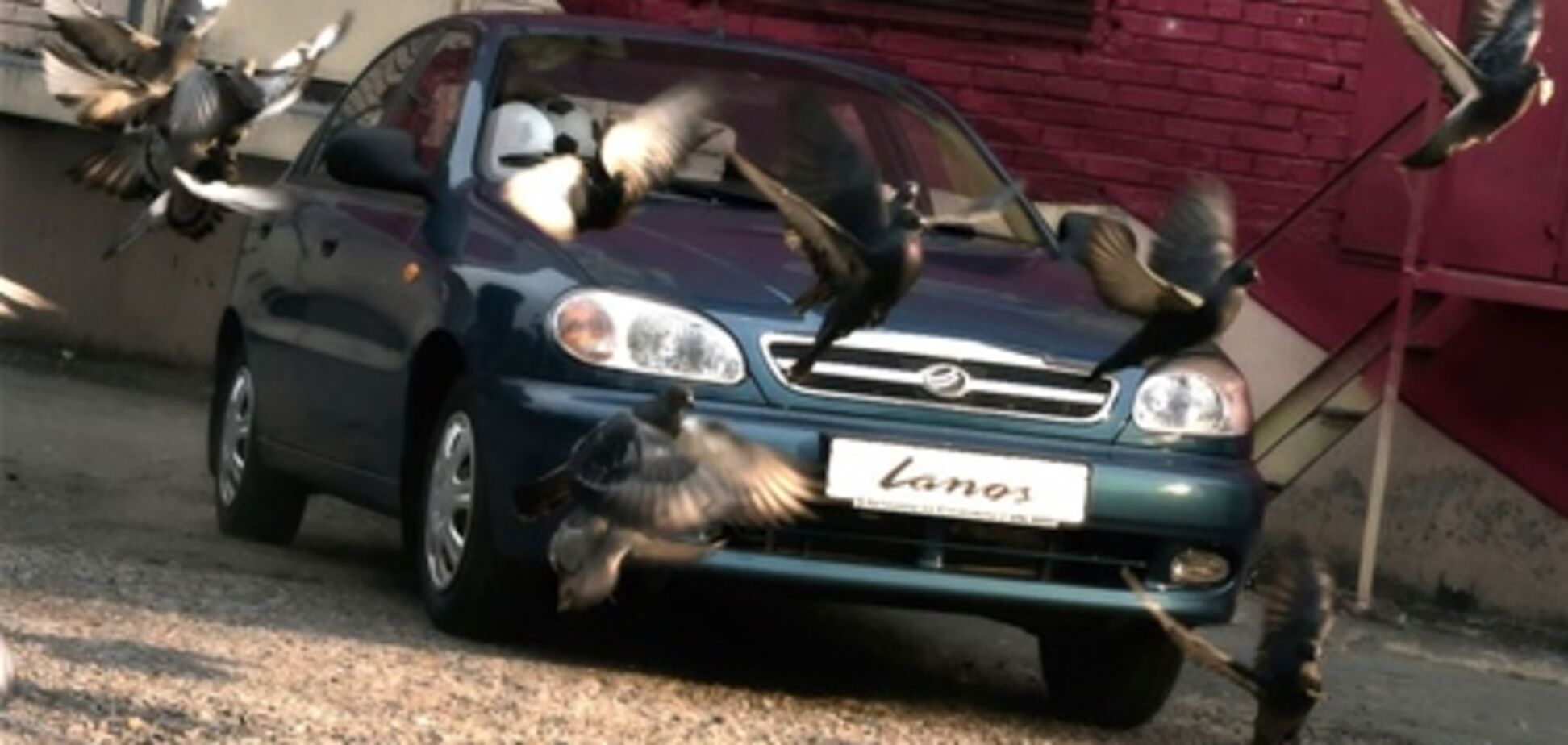 В автосалонах начнут продавать автомобиль Lanos с 'автоматом'