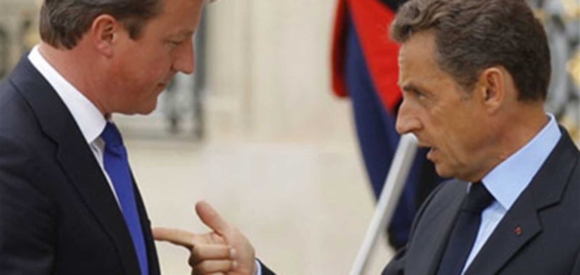 ЗМІ: між Францією та Британією почалася відкрита ворожнеча. Відео