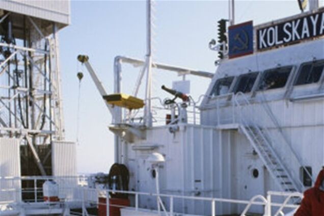 Следствие назвало основную версию аварии буровой платформы в РФ