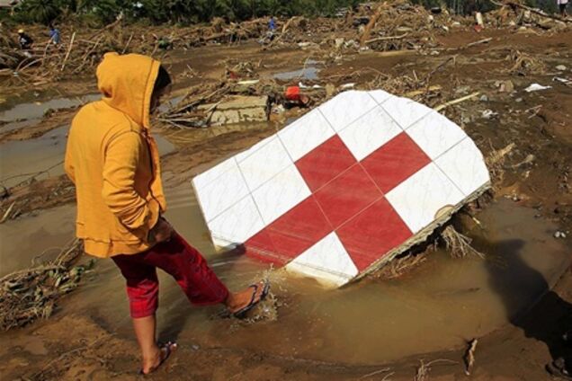 Число жертв наводнения на Филиппинах возросло до 713 человек