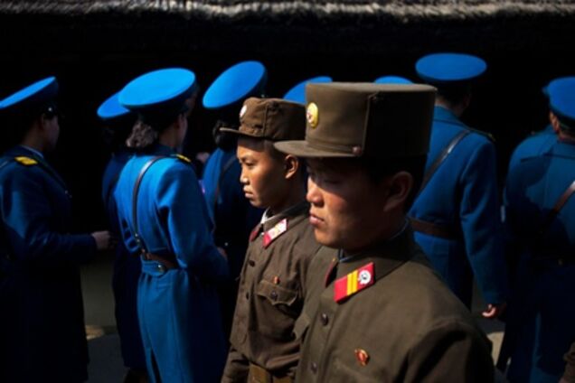 В Северной Корее закрыты рынки, людям запретили выходить на улицы