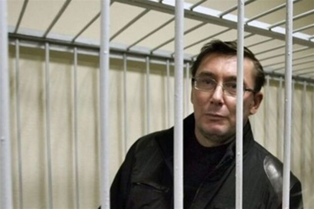 Луценко: може, мені вже самому застрелитися? 