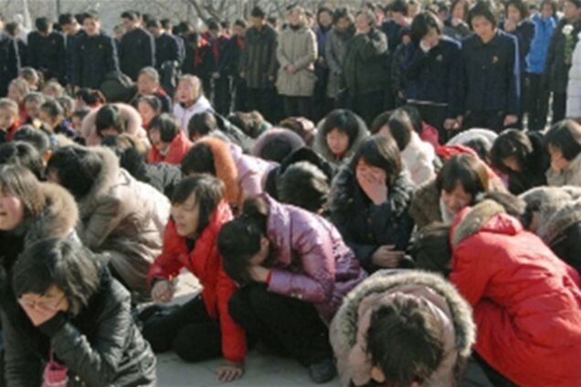 КНДР прощается с Ким Чен Иром: тысячи людей рыдают. Видео