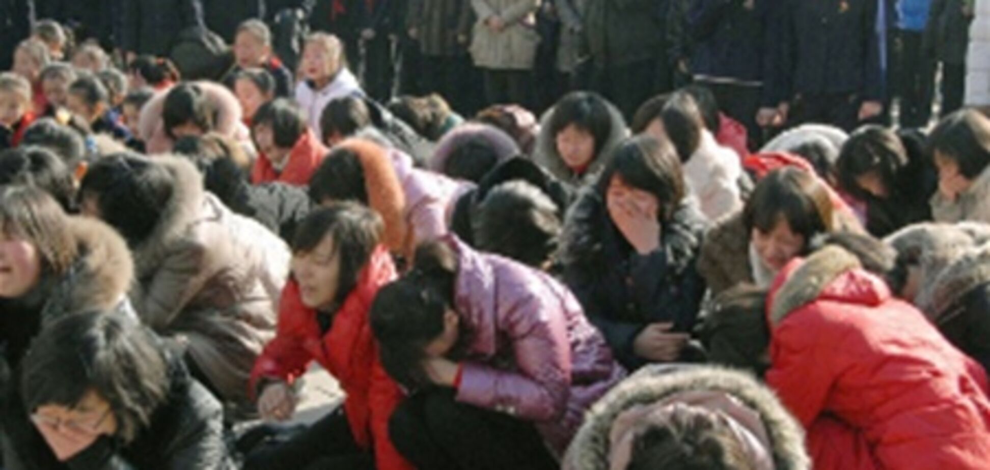 КНДР прощается с Ким Чен Иром: тысячи людей рыдают. Видео