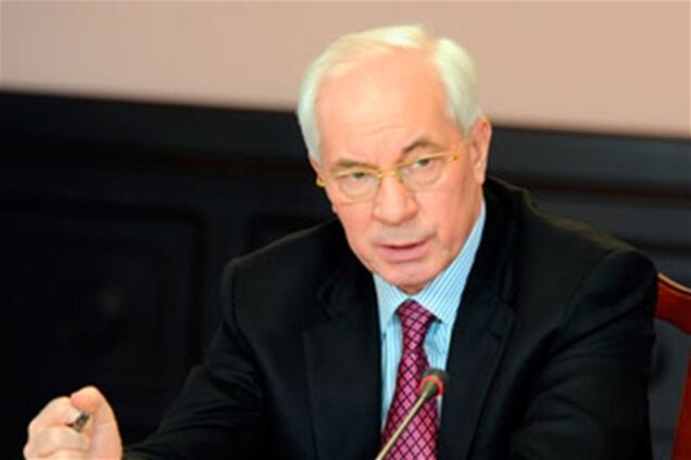 Азаров сподівається на перегляд газових угод до кінця року 