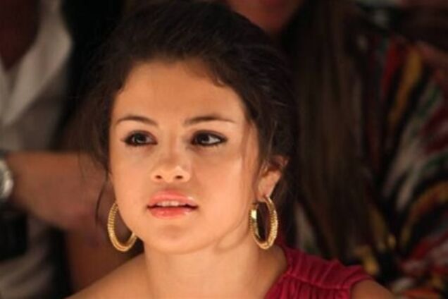 Гомес потеряла братика или сестричку