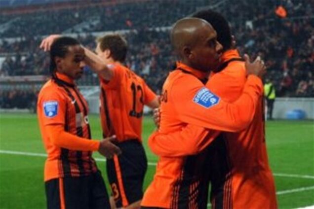 Премьер-лига Украины. 'Арсенал' избит 'Шахтером'