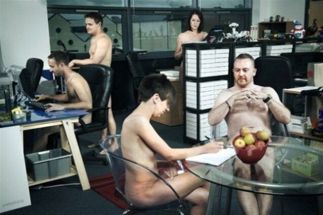 Чем офисные сотрудники занимаются на рабочем месте. Графика