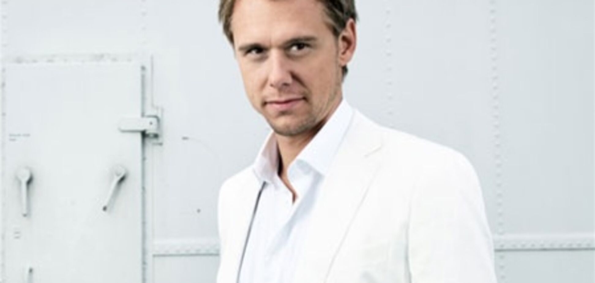 В Киеве состоится шоу четырежды лучшего диджея планеты - 'AStateofTrance550'. Список артистов