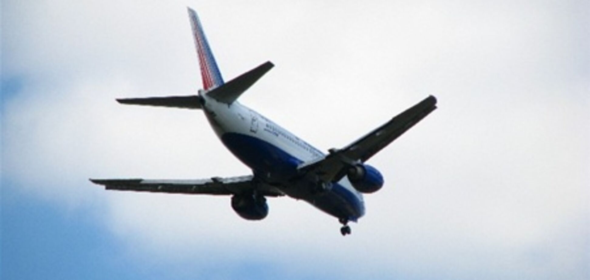 Boeing с 56 людьми полчаса кружил над Одессой: пилоты считали, что шасси не работает