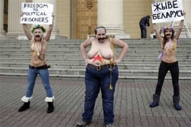 Дівчата з FEMEN знову збираються в Білорусь
